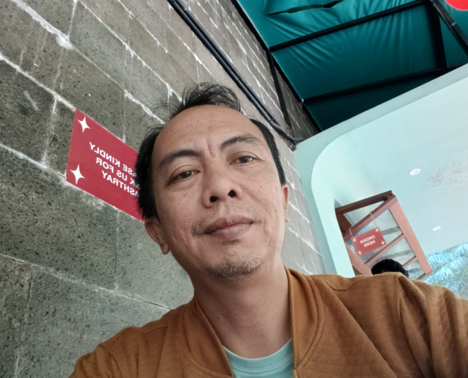 “Profesionalitas” yang Tidak Profesional